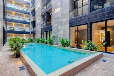 Image de Luxury 1br BalconyandParking, 1 Block from 5th Ave