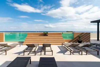 Image de Luxury 1br with balcony, Direct Access to 5th Ave