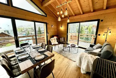 Image de Duplex 82m2. 3 Ch + 2 Balcons Pied des pistes Parking résidence standing neuve