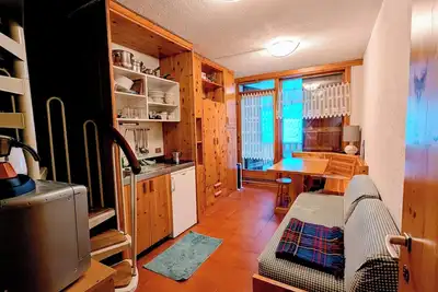 Image de Apartment in the wood for families, couples & groups. 10min walk from ski area