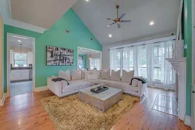 Image de Spacious 5-bedroom house with WiFi, Fireplace in superb Prairieville
