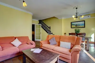 Image de 5 minutes from the New Bridge! Ronda house ideal for groups and families