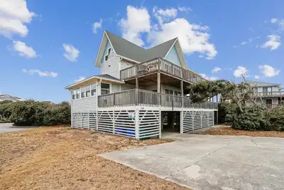 Image de D130 - Shannon is a semi-oceanfront house with 4 Br, 3 Ba and ocean views!