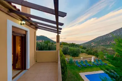 Image de 3-bedroom villa for 10 persons with private pool WiFi, Ac, and yard