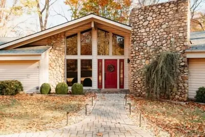 Image de Wifi, Game Room, Great Family Getaway. Comm. Pool & Tennis