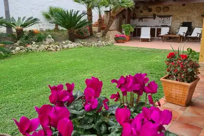 Image de Superbe Villa Panoramique en Bord de Mer pour un Séjour d’Exception