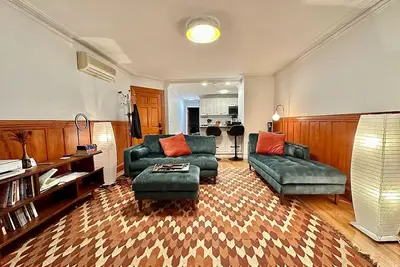 Image de Charming 1-bedroom house with Ac and WiFi in lovely New York