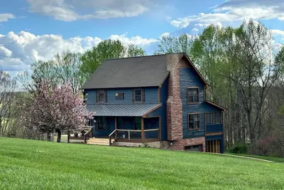 Image de Charming 3-bedroom cabin with Ac and WiFi at Barren River Lake in Lucas, Ky
