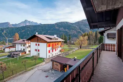 Image de Appartement \"Sasedel\" avec vue sur les montagnes, jardin partagé et balcon