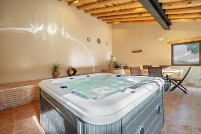 Image de Maison de campagne \"Torre Piquer\" avec jardin privé et balcon