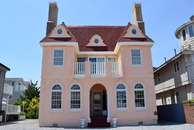 Image de Pet Friendly Home that sleeps 10-12 in Sea Isle City