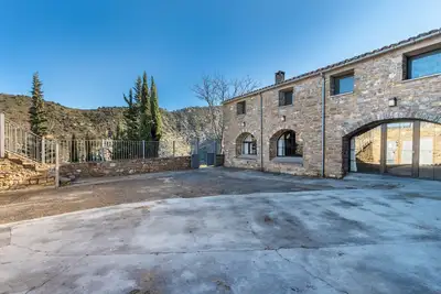 Image de Maison de campagne \"Rectoria De Claverol\" avec vue sur les montagnes, terrasse privée et Wi-Fi
