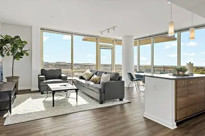 Image de Unique Collection | Luxury | Tysons | Rooftop Pool