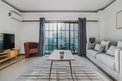 Image de Blueground | Cascais 2bd apartment