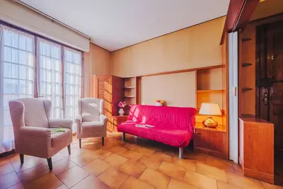 Image de Menesini by Interhome