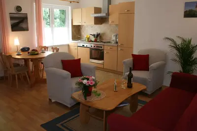 Image de Cozy vacation cottage for 4 people with garden