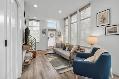 Image de Corner Townhouse with Rooftop Deck near Downtown Seattle