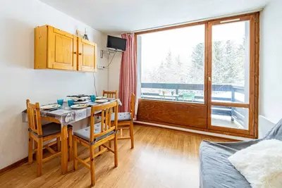 Image de Studio chaleureux 4 pers avec balcon, cuisine équipée et Tv - Saint-François-Longchamp