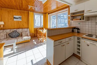 Image de Confort en station: T1 6 pers, au pied des pistes, proche commerces