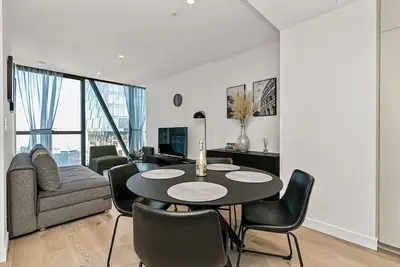Image de 2 Bed High Sky Ocean Views Nice Furniture & World Class Amenity