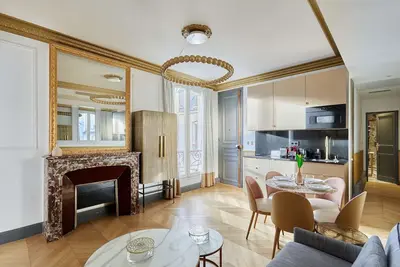 Superbe Ac- 1bdr Ave Montaigne - Arc de Triomphe par Studio Prestige