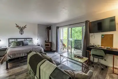 Image de The Copper Bungalow | Walk to Purgatory Ski Lift - Deck, Fireplace