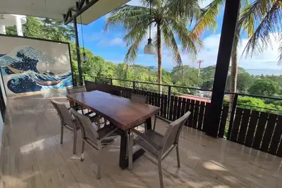 Image de Spacious Penthouse, Ocean view, close to beach. and village, great for Families