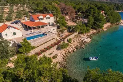 Image de Luxury Villa Kate on a seafront with amazing turquoise sea. Heated pool & sauna