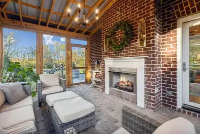 Image de Casa Vino - Farmhouse 30 mins North of Nashville