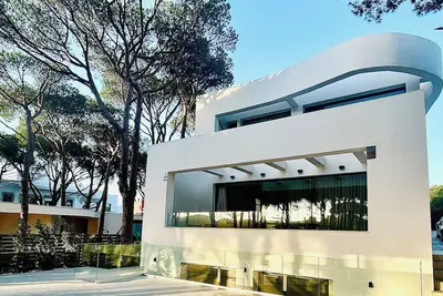 Image de Spectacular villa, ideal for golf lovers.