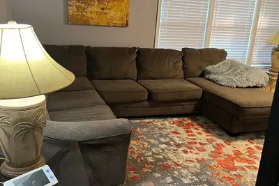 Image de Cozy 3br Home w\/ Modern Touches