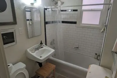Image de Urgent Studio apartment in South Pasadena