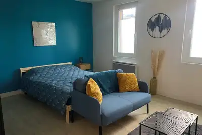 Image de Studio cosy à Évreux - Idéal!