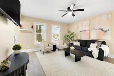 Image de Trendy 2-bedroom house in downtown Fort Wayne