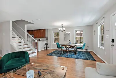 Image de Pure Luxury | 5 bedroom | Designer | Large |Bright