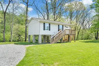 Image de Charming 2-bedroom house with Ac, WiFi in tranquil Eagle Rock