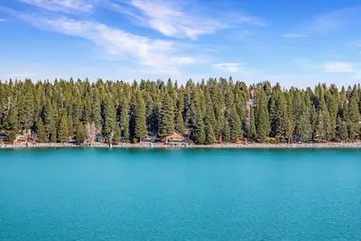 Image de Unforgettable Lakefront 5+Bedroom in Lake Almanor