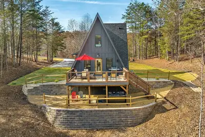 Image de Lakefront, New, Private Dock, Kayaks, HotTub, FirePit