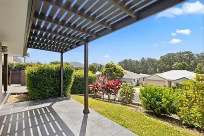 Image de Spacious family home w/ King bed, A/C, Coffee & Beer. Pet-friendly near Sawtell.