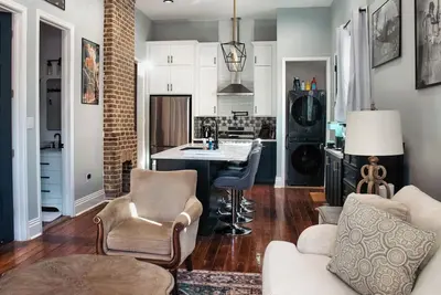 Image de Charming 2-Br, 2-bath cottage w/ Ac, Heat, WiFi and 5 min from French Quarter.