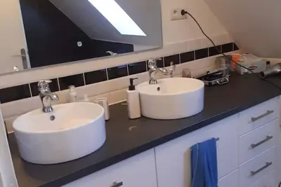 Image de Chambre d’hôte dans lotissement calme à proximité du Mans et du circuit bugatti