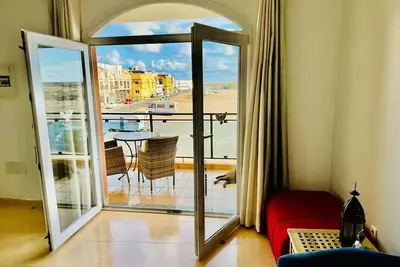 Image de Central town, Large private rooftop ocean view - CasaLeiaF4