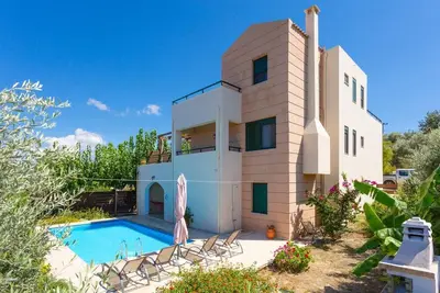 Villa Olive - Quatre Chambres Villa, Couchages 8