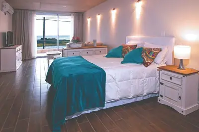 Image de In front of the sea! Studio 53m2 with balcony with grill. Ideal couple with children