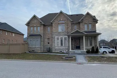 Image de Adorable Ajax House for Rent