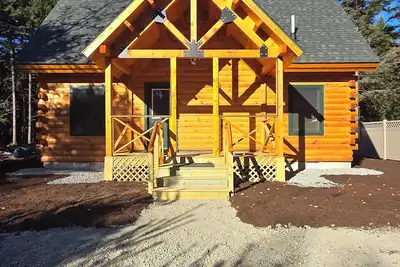 Image de 3-bedroom Log Cabin with Ac, WiFi, Southwest Harbor\nThat Rents Sat-Sat Only