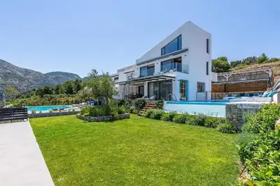 Image de Three-Bedroom Villa\n