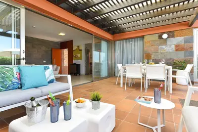 Image de Villa Mira Salobre | Luxury Retreat in Gran Canaria | Private Outdoor Heatable Pool | Bbq Facilities | Shaded Outdoor Dining Area | Salobre Golf Resort