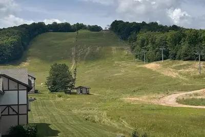 Image de Ski in/Ski Out at Boyne Mountain. 3 bedroom condo.