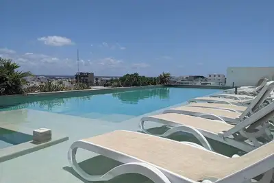 Image de Amazing 2 floor penthouse w/Private rooftop